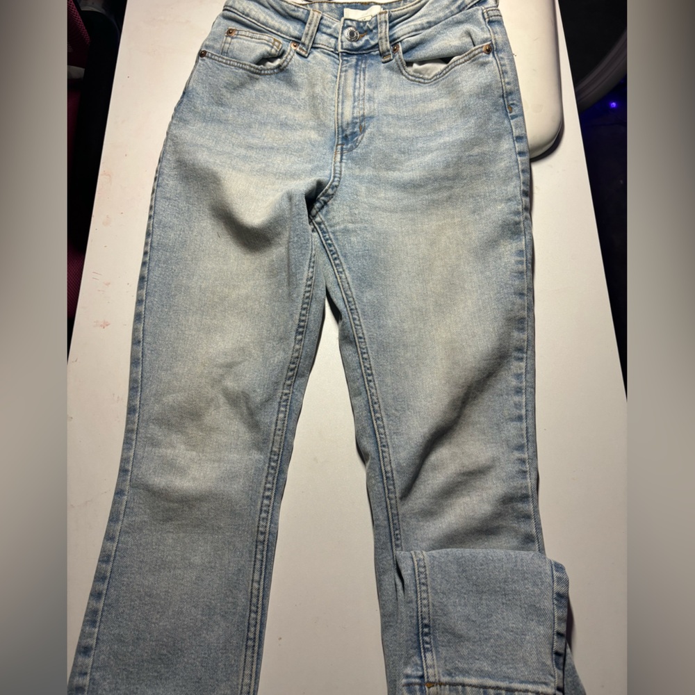 H&M women’s jeans size 4